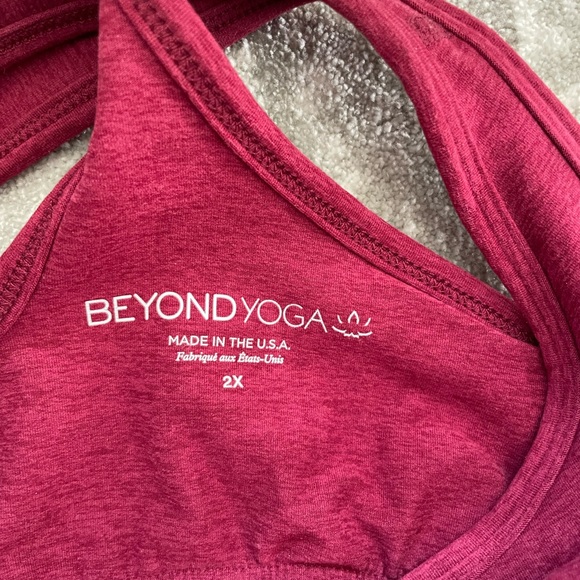 Beyond Yoga Studio Cropped Tank - Picture 5 of 6